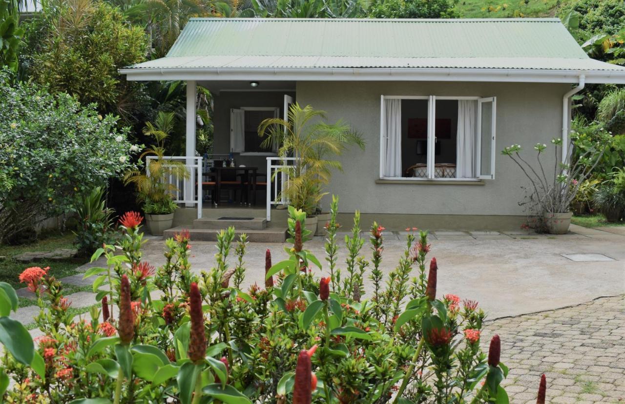 Sunbird Bungalow Anse Boileau Buitenkant foto